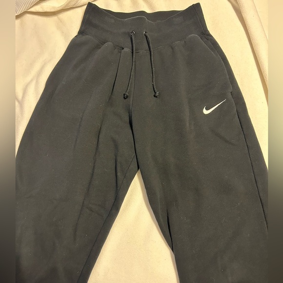 Nike Sweatpants - Picture 5 of 5